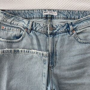 Light Wash Low Rise Baggy Wide Leg Jean